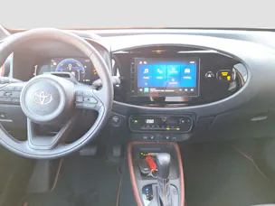 Toyota Aygo X 1.5 VVT-i HSD Trend