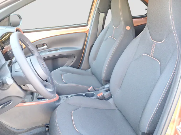 Toyota Aygo X 1.5 VVT-i HSD Trend