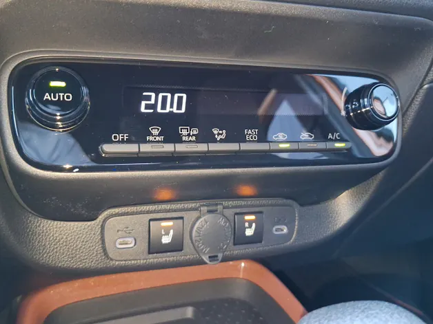 Toyota Aygo X 1.5 VVT-i HSD Trend