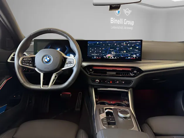 BMW 330e xDrive Touring M-SportPaket