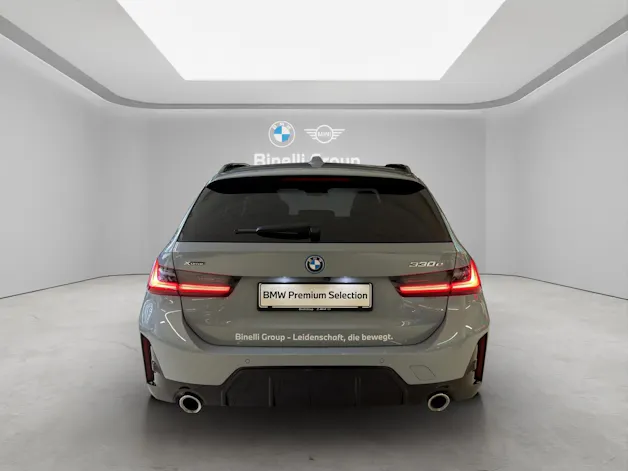 BMW 330e xDrive  Touring M-SportPaket