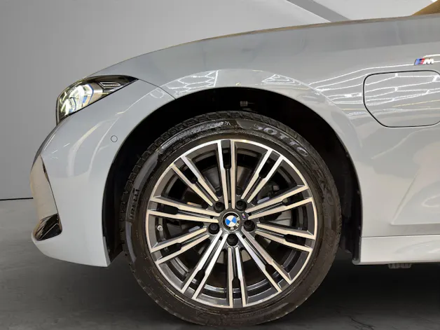 BMW 330e xDrive Touring M-SportPaket