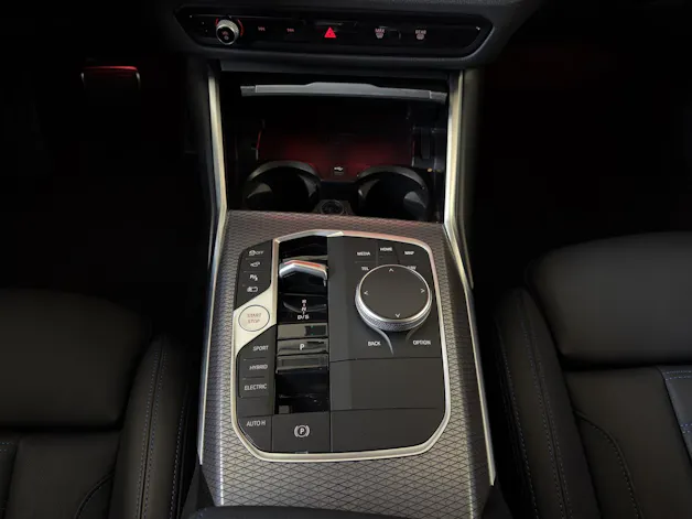 BMW 330e xDrive  Touring M-SportPaket