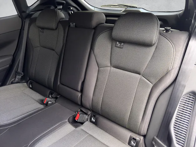 Subaru Crosstrek 2.0i e-Boxer Swiss Plus