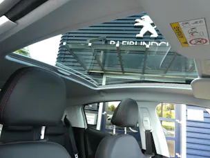 Peugeot 208 1.2 PureTech GT Line Automat