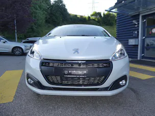 Peugeot 208 1.2 PureTech GT Line Automat