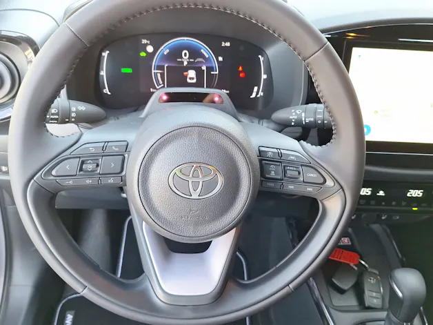 Toyota Aygo X 1.5 VVT-i HSD Style