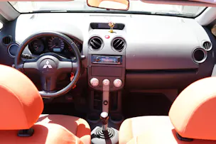 Mitsubishi Colt Cabriolet 1.5 16V Base