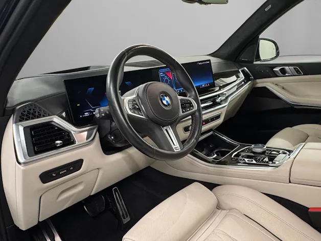 BMW X5 M60i xDrive