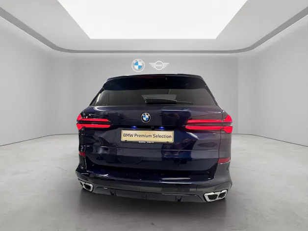 BMW X5 M60i xDrive