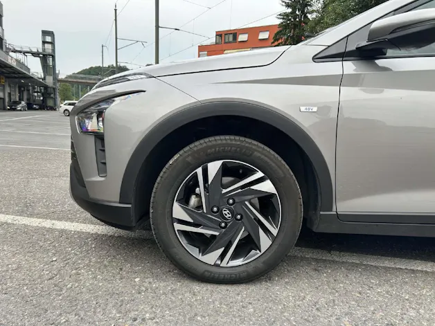 Hyundai Bayon 1.0 T-GDi 120 Amplia