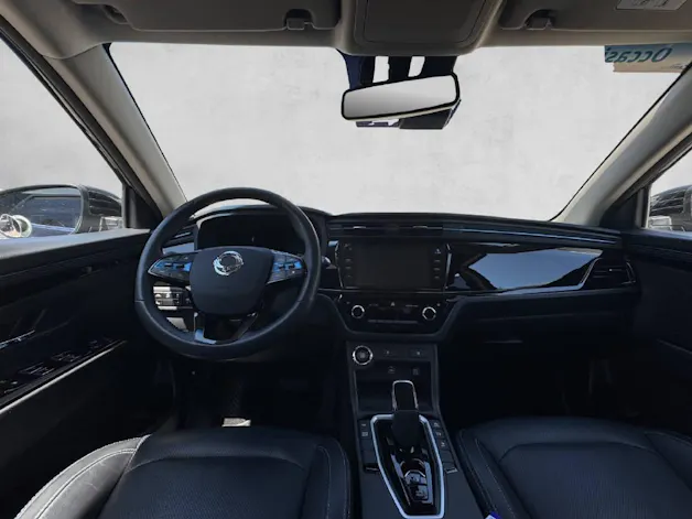 SsangYong Korando eMotion Titanium
