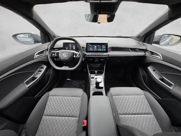 MG 3 1.5 Hybrid Luxury