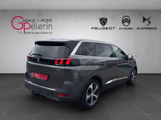 PEUGEOT 5008 2.0 BlueHDi 180 GT