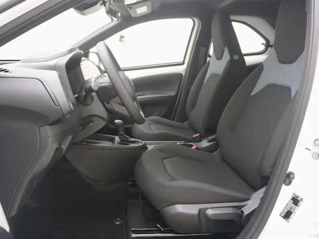Toyota Aygo X 1.5 VVT-i HSD Comfort