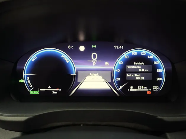 Toyota Yaris 1.5 VVT-i HSD Premium