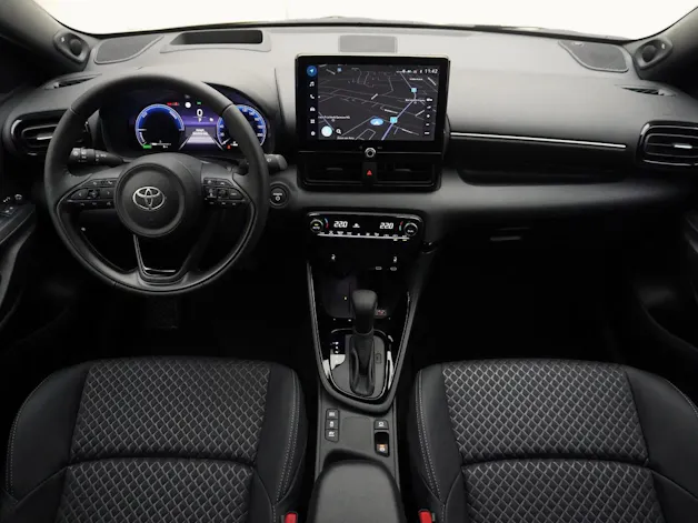 Toyota Yaris 1.5 VVT-i HSD Premium