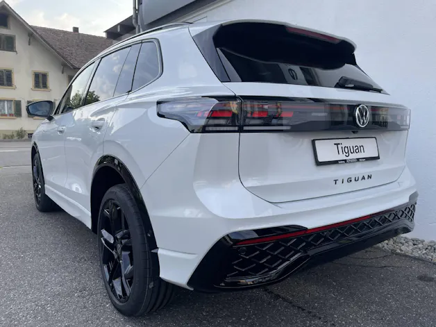 VW Tiguan 2.0 TSI R-Line Plus DSG 4motion
