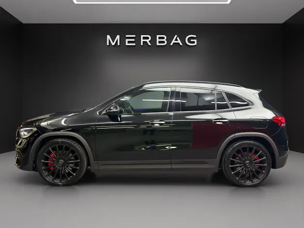 MERCEDES-BENZ GLA 35 AMG 4Matic
