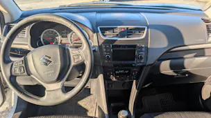 Suzuki Swift 1.2i 16V GL Top