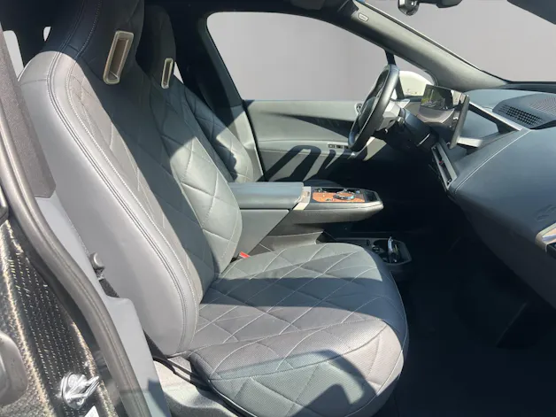 BMW iX xDrive40