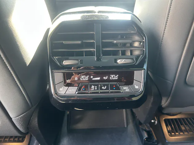 BMW iX xDrive40