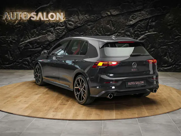 VW Golf 2.0 TSI GTI DSG *Abstandsregler* 19" Felgen*Harman/Kardon*Matrix LED Scheinwerfer*