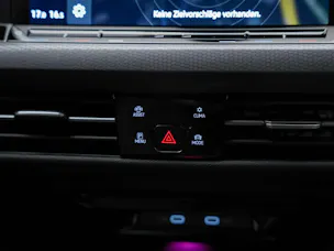 VW Golf 2.0 TSI GTI DSG *Abstandsregler* 19" Felgen*Harman/Kardon*Matrix LED Scheinwerfer*