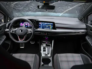VW Golf 2.0 TSI GTI DSG *Abstandsregler* 19" Felgen*Harman/Kardon*Matrix LED Scheinwerfer*