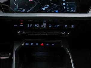 Audi S3 Limousine 2.0 TFSI quattro S-tronic *Abstandsregler*Sitzheizung*Rückfahrkamera*