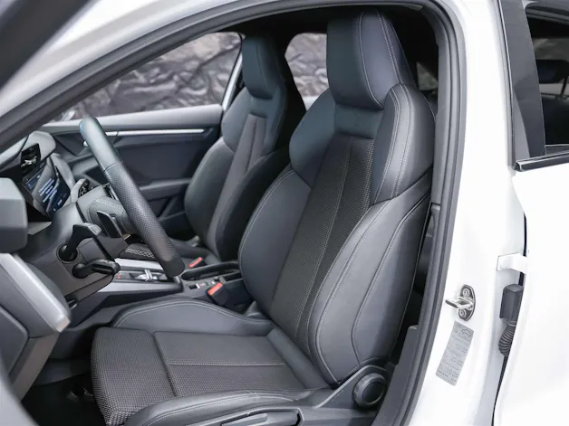 Audi S3 Limousine 2.0 TFSI quattro S-tronic *Abstandsregler*Sitzheizung*Rückfahrkamera*