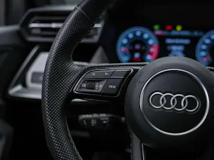 Audi S3 Limousine 2.0 TFSI quattro S-tronic *Abstandsregler*Sitzheizung*Rückfahrkamera*