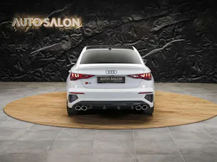Audi S3 Limousine 2.0 TFSI quattro S-tronic *Abstandsregler*Sitzheizung*Rückfahrkamera*