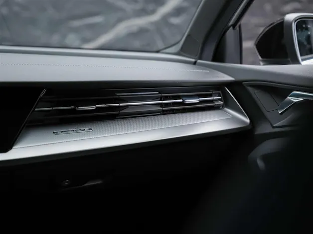 Audi S3 Limousine 2.0 TFSI quattro S-tronic *Abstandsregler*Sitzheizung*Rückfahrkamera*