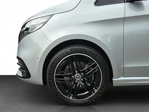 Mercedes-Benz V 300 d lang Swiss 9G-T