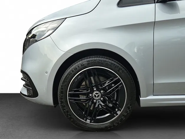 Mercedes-Benz V 300 d lang Swiss 9G-T