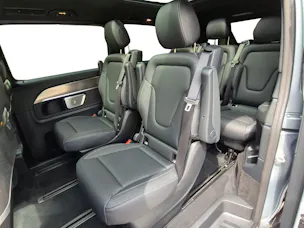Mercedes-Benz V 300 d lang Swiss 9G-T