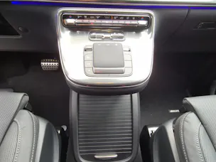 Mercedes-Benz V 300 d lang Swiss 9G-T