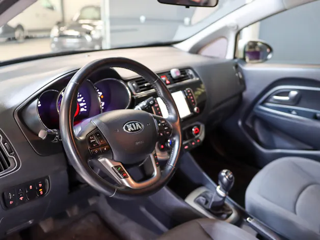 Kia Rio 1.4 CVVT Style
