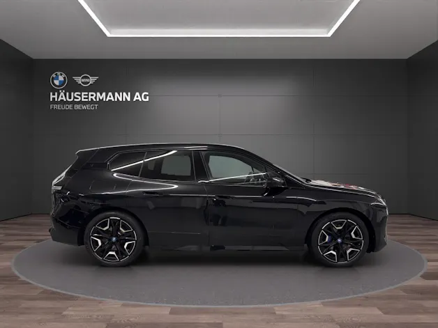 BMW iX xDrive40 SPORT