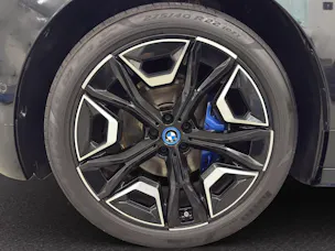 BMW iX xDrive40 SPORT