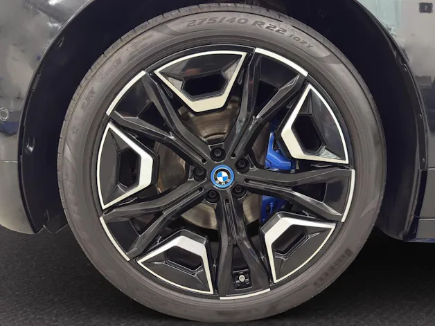 BMW iX xDrive40 SPORT