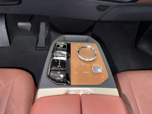 BMW iX xDrive40 SPORT