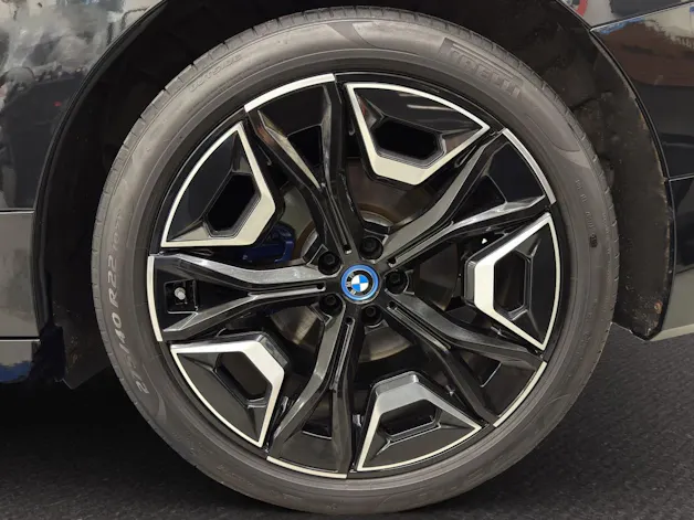 BMW iX xDrive40 SPORT