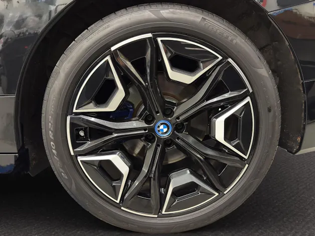 BMW iX xDrive40 SPORT