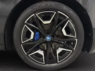 BMW iX xDrive40 SPORT