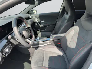 Mercedes-Benz A 220 4Matic 8G-DCT