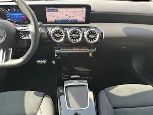 Mercedes-Benz A 220 4Matic 8G-DCT