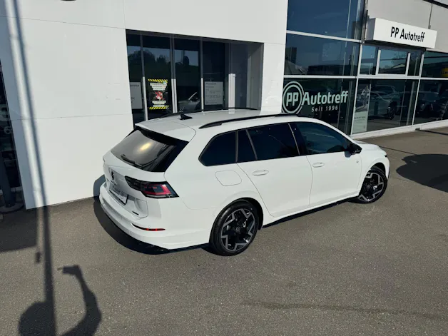 VW Golf Variant 2.0 TSI R-Line DSG 4 Motion
