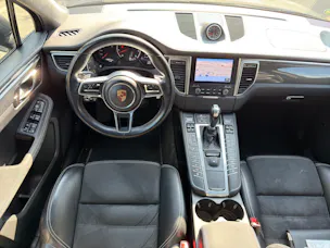 Porsche Macan Turbo Performance PDK